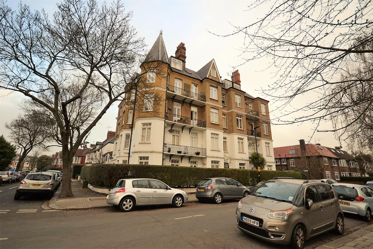 Sutton Court Mansions