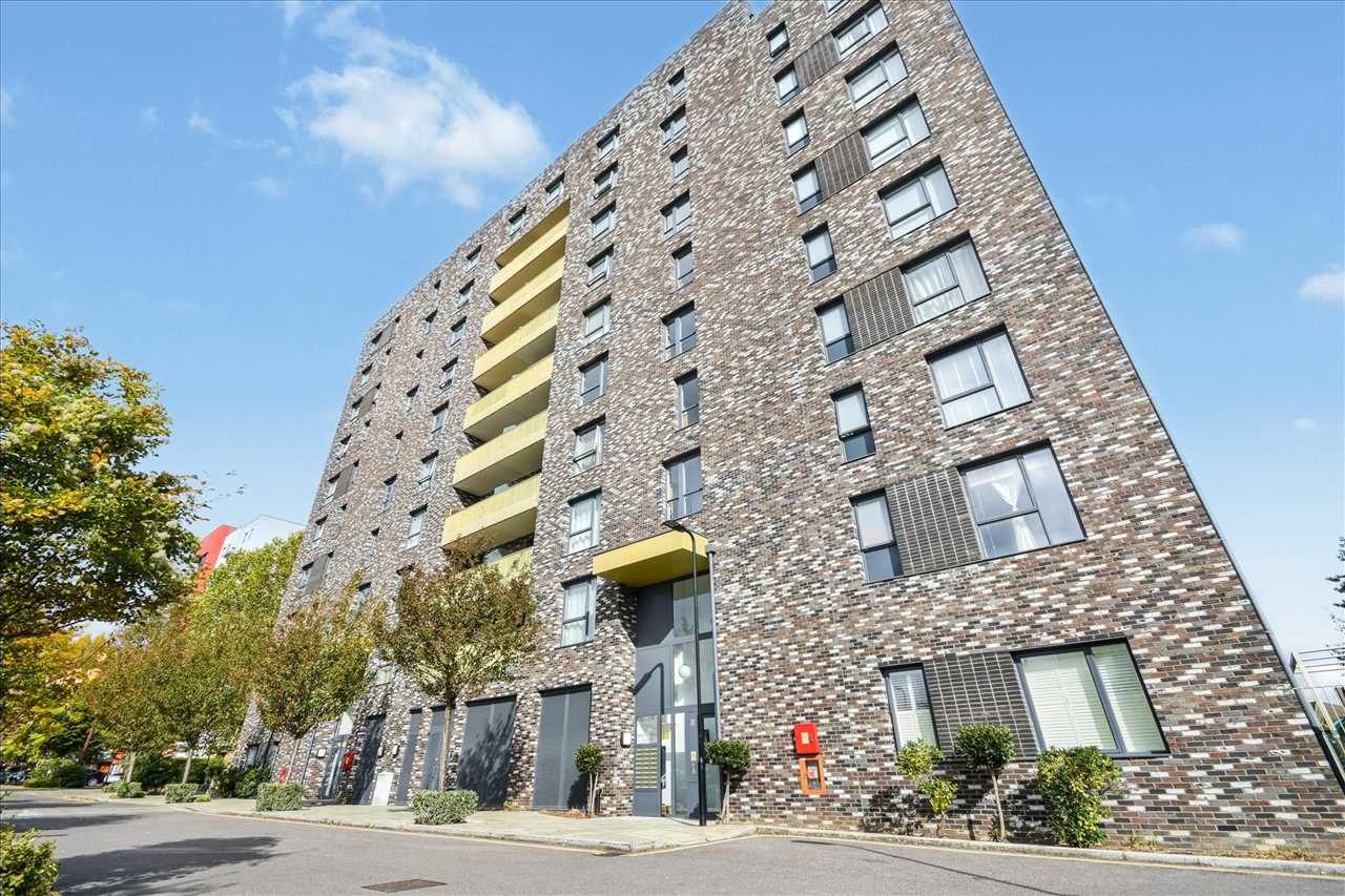 Ravenswood Court