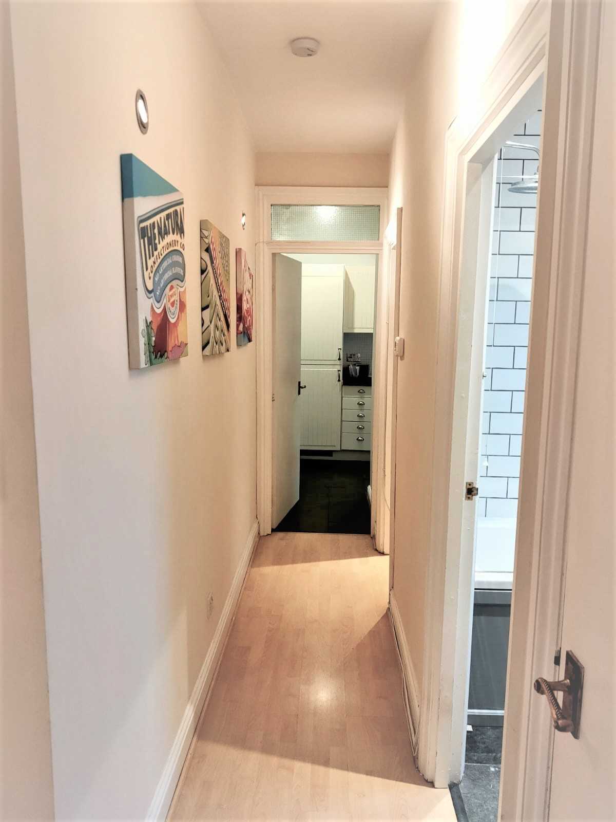 Sutton Court Mansions - Picture 6