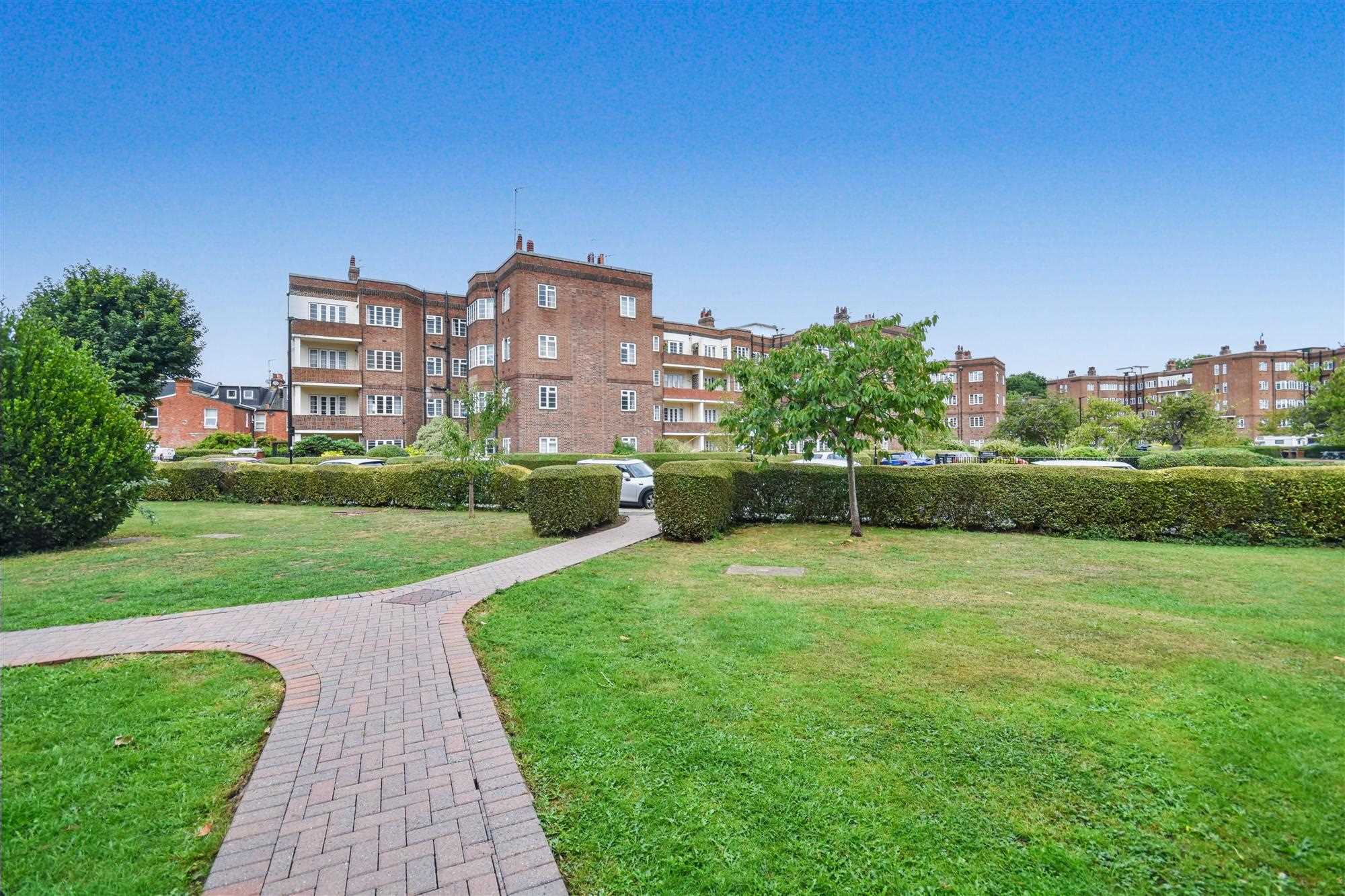 Chiswick Village - Picture 10