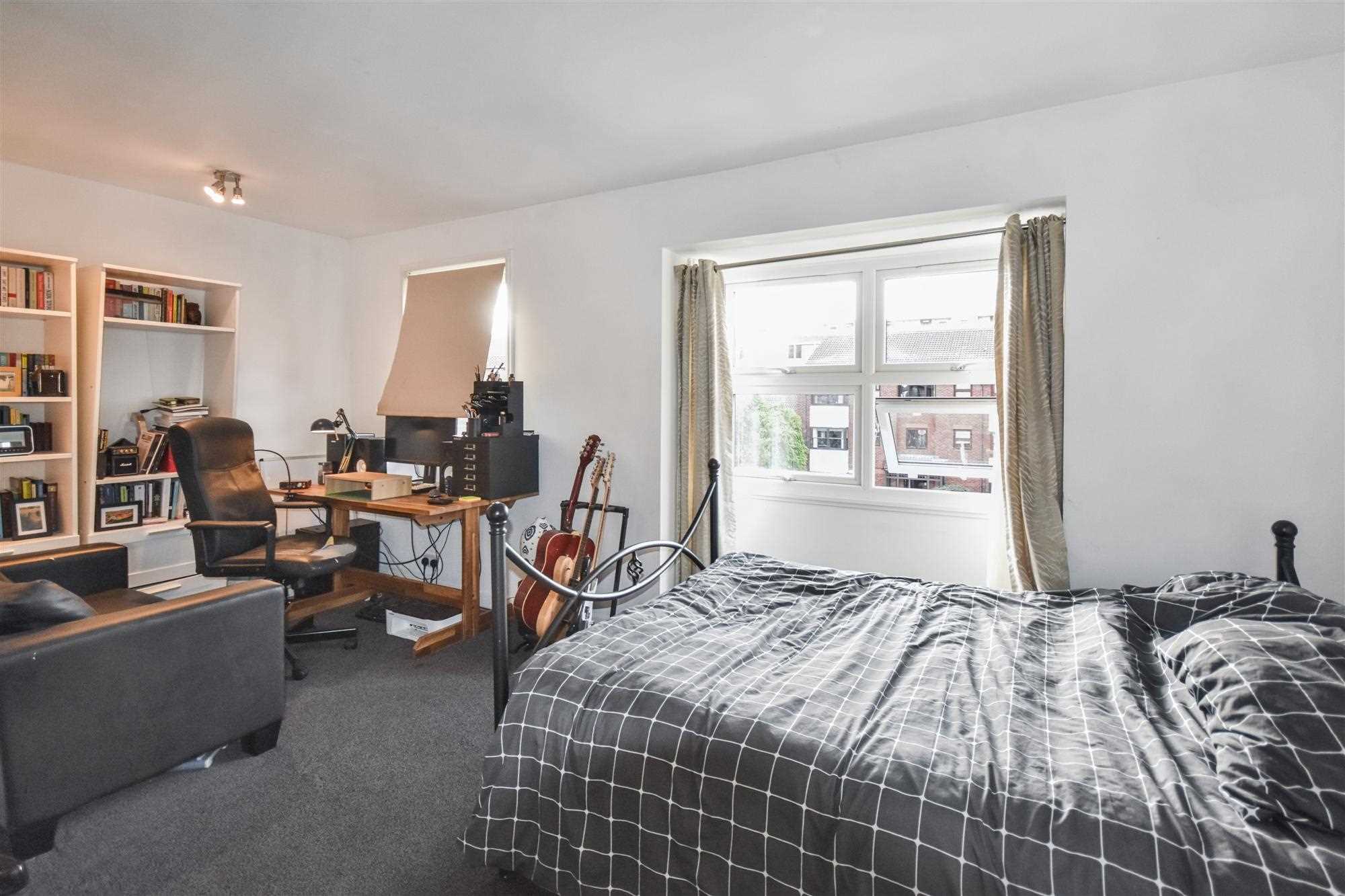 Mayfield Road - Picture 2