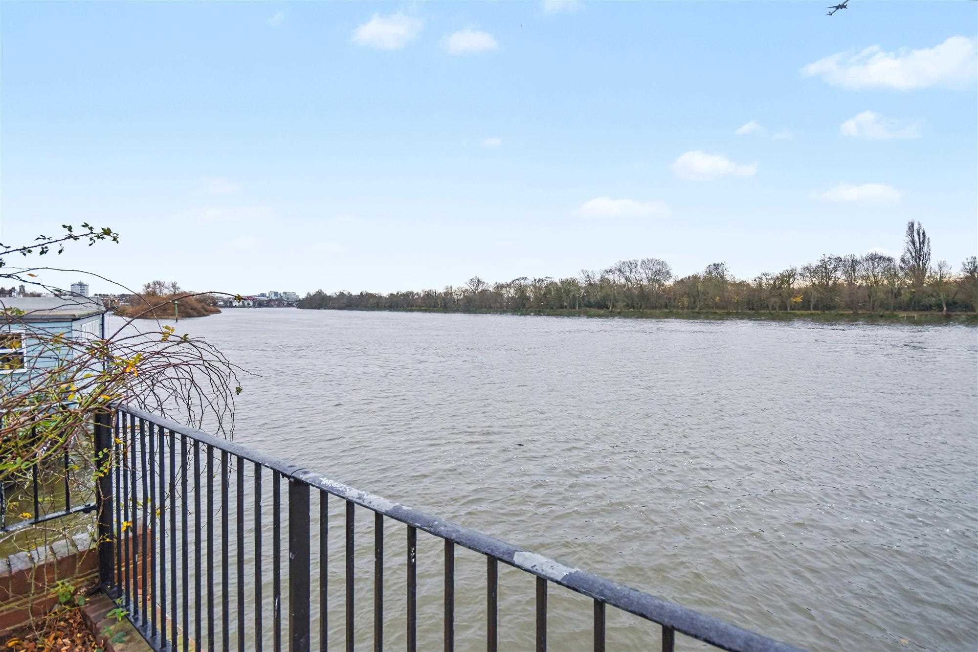 Burlington Lane - Picture 16