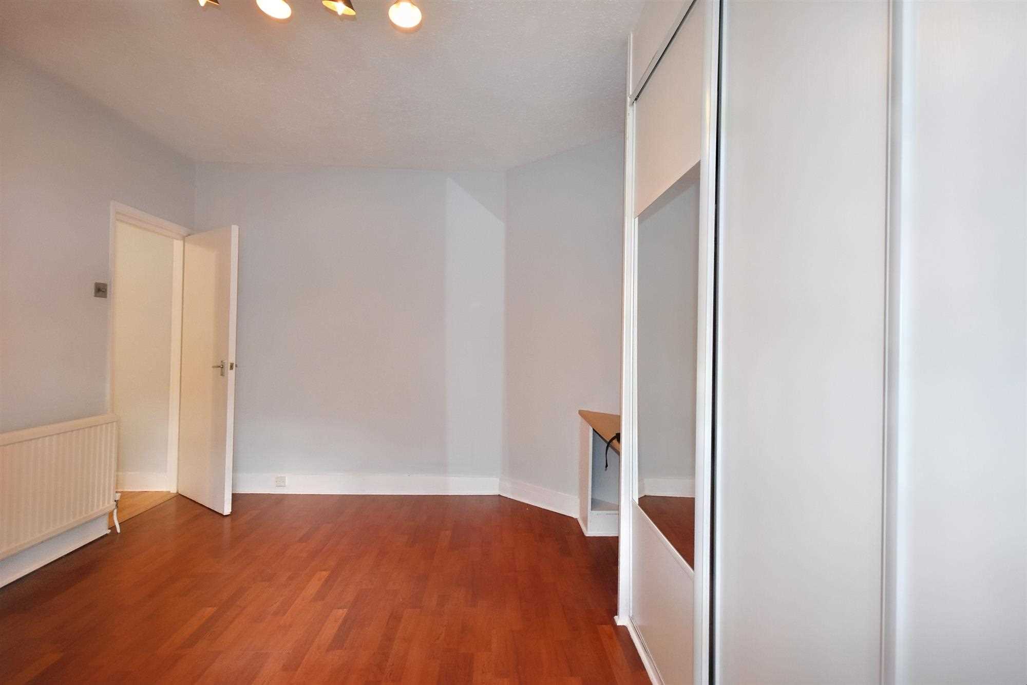 Dewsbury Court - Picture 10