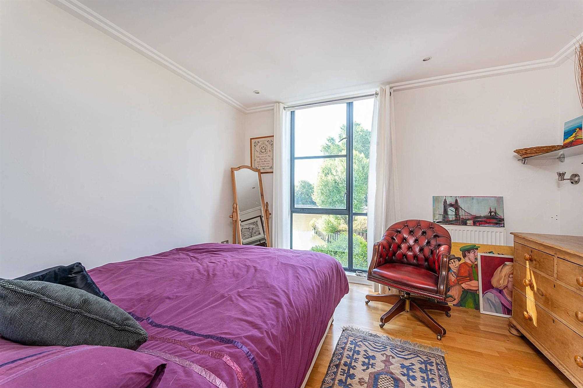 Point Wharf - Picture 5